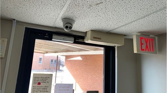Model 4300R Power Access Automatic Door Opener Soffit Install_16-9